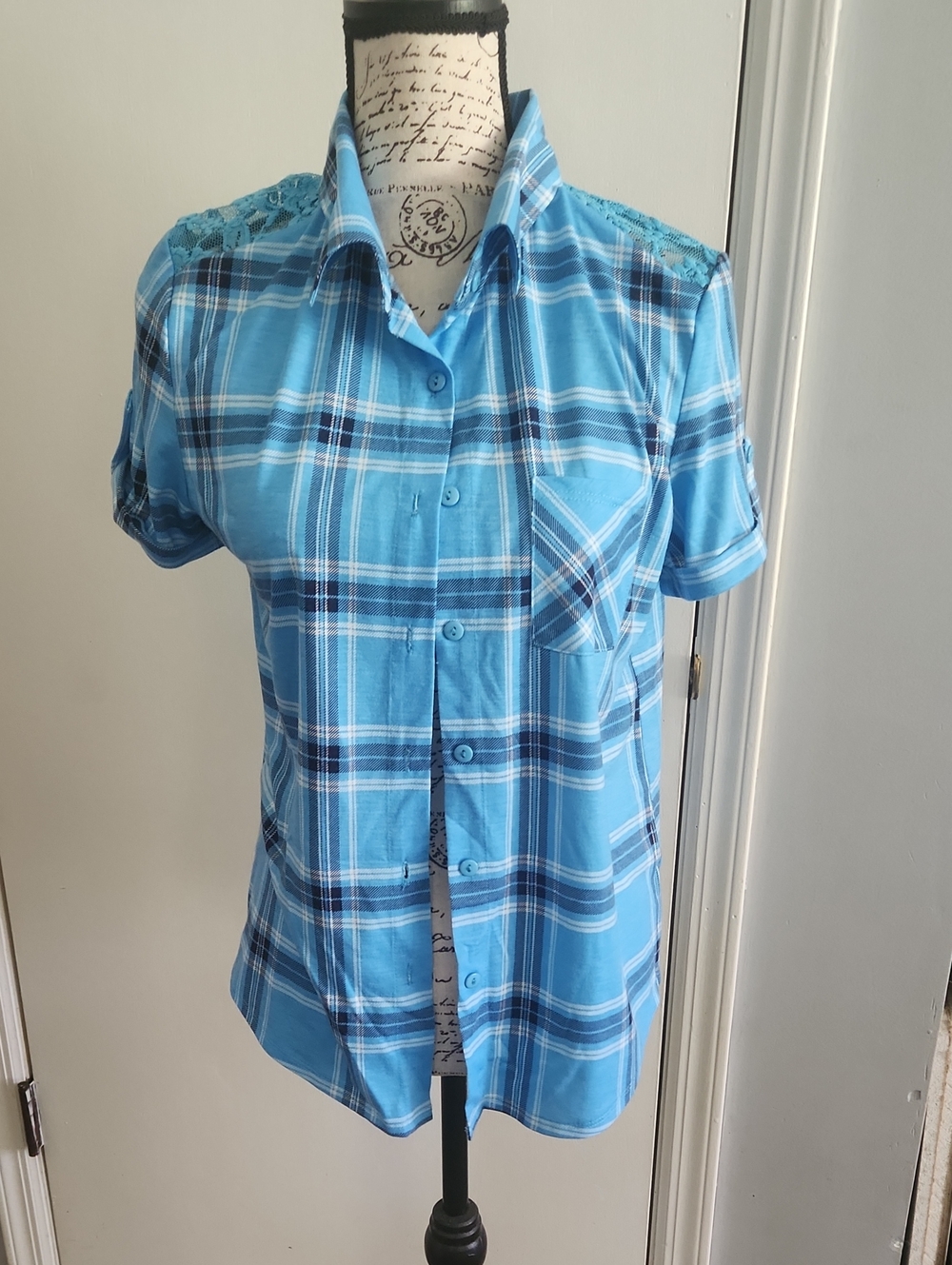 Joe Boxer Light Blue Plaid Short-Sleeve Button-Down Shirt